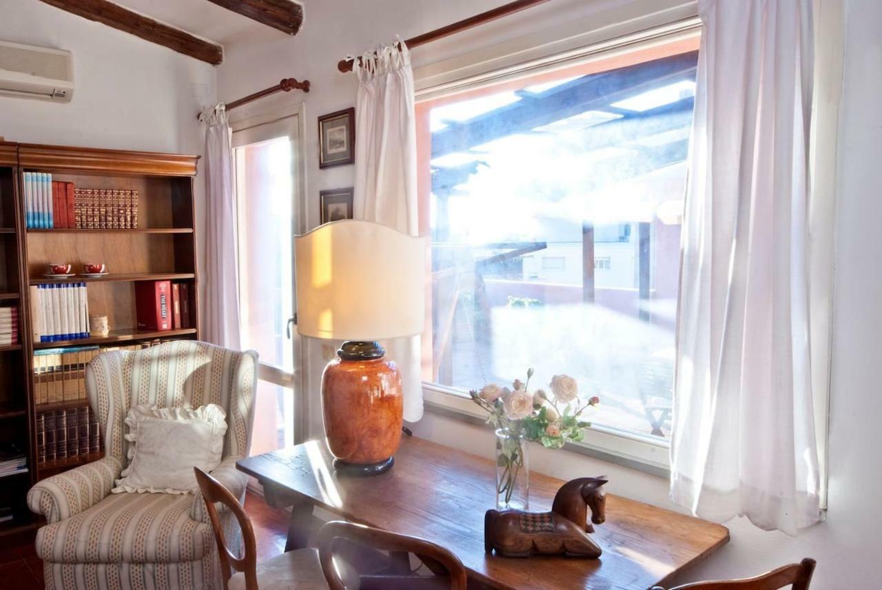 Attico In Centro Con Vista Della Torre - Cozy Penthouse Facing To The Tower Apartment Oristano Luaran gambar